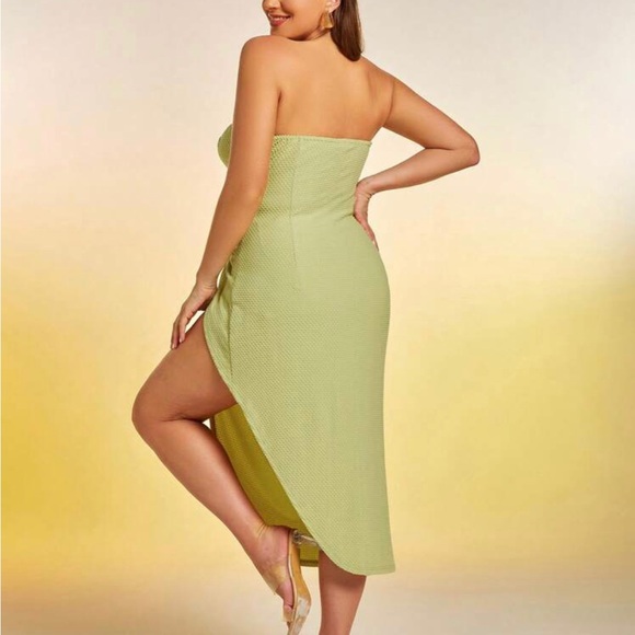 Twist Front Split Thigh Tube Dress - Picture 2 of 3